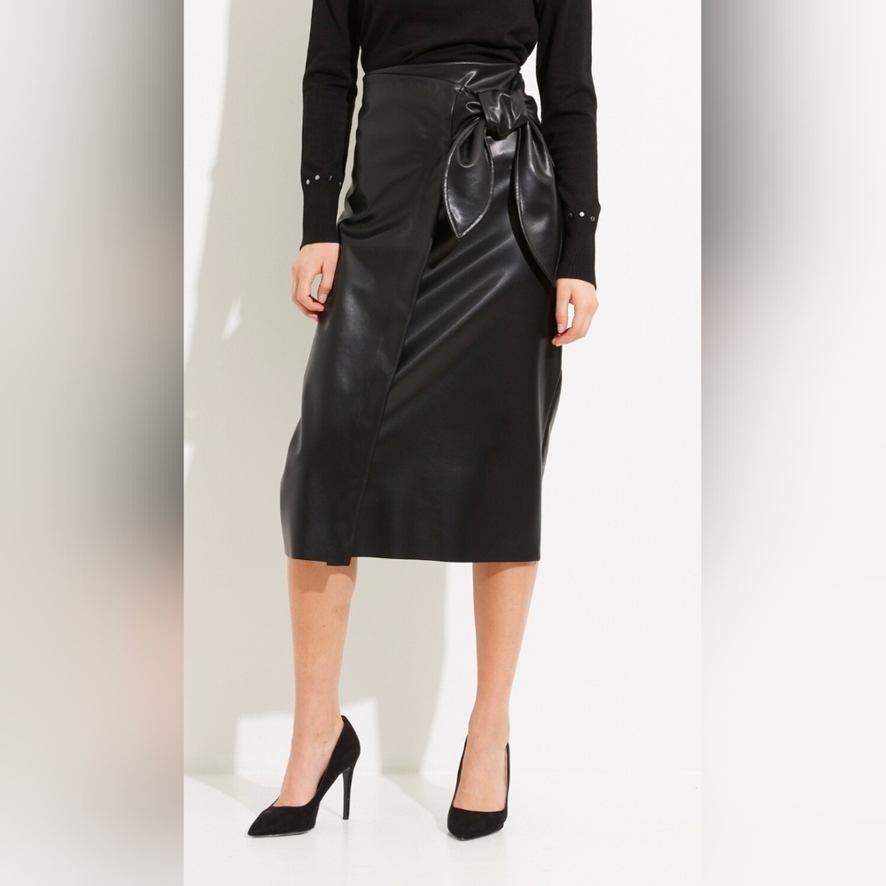 NWOT JOSEPH RIBKOFF Bow Detail Faux Leather Skirt SZ 10